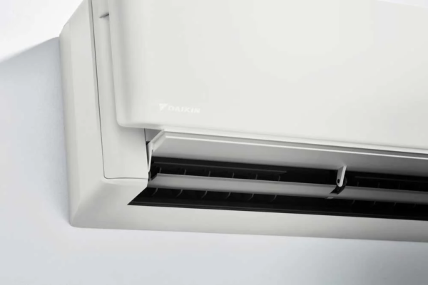Daikin Stylish wit design airco binnenunit modern FTXA Daikin Stylish witte design airco binnenunit modern interieur